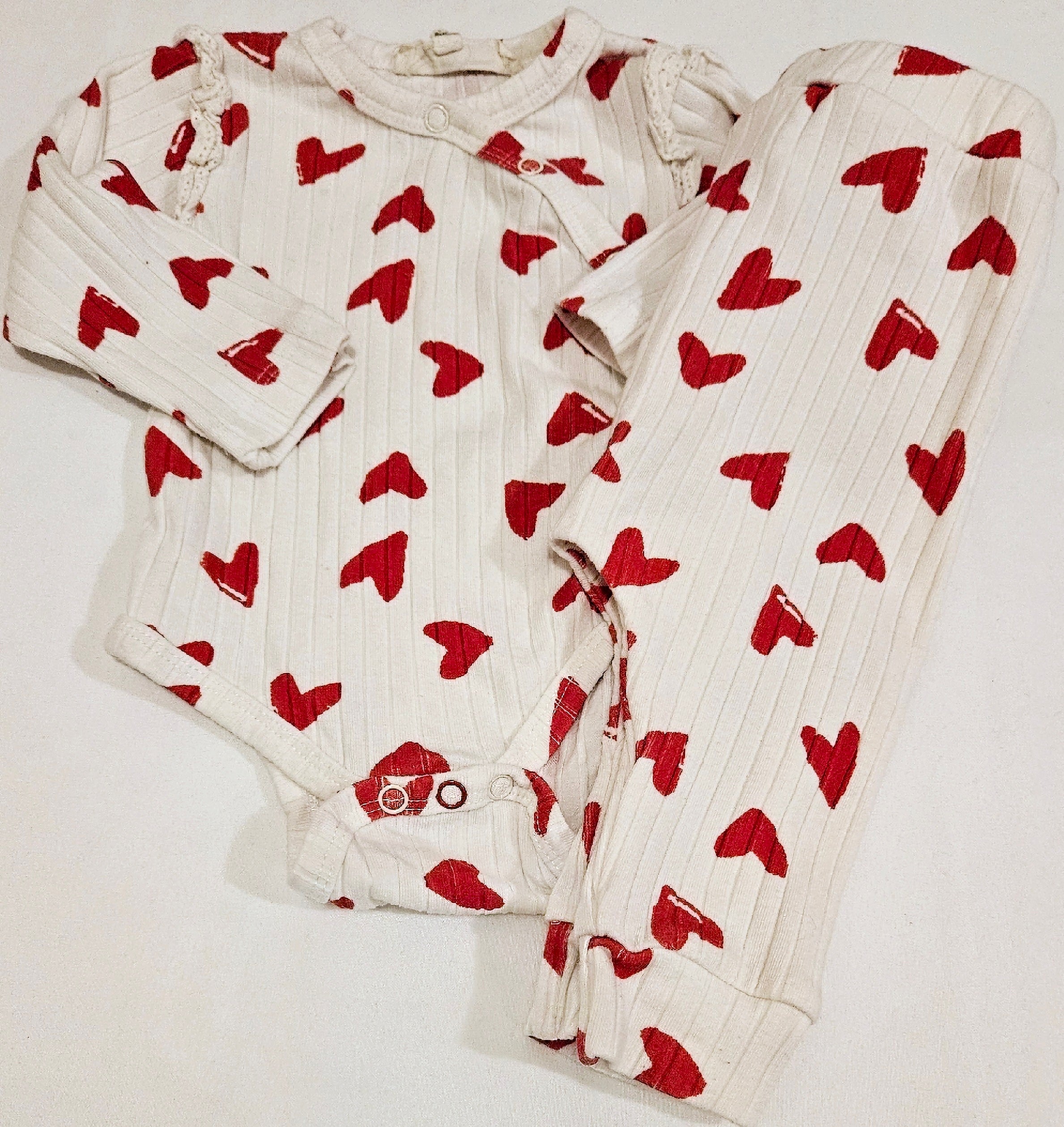 Jessica Simpson Heart 3 Piece Outfit